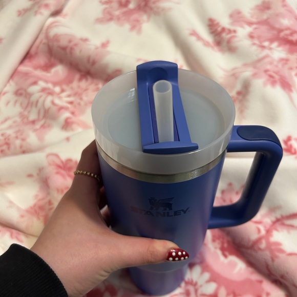 Stanley Classic Blue Travel Mug with Handle - Picture 2 of 2
